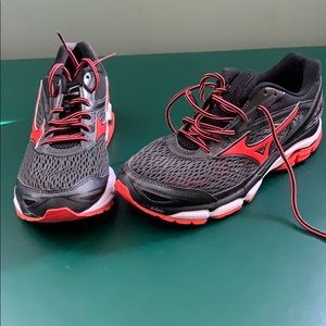 Mizuno Wave Inspire 13